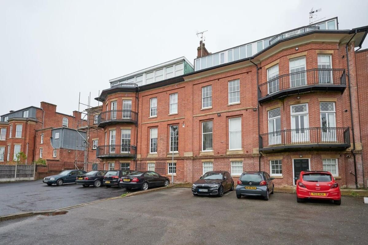 Lovely 2 Bedroom Apartment In Preston Preston  Exterior photo